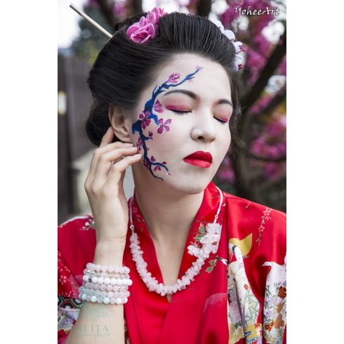 Tejkvarc-es-rozsakvarc-asvany-karkoto